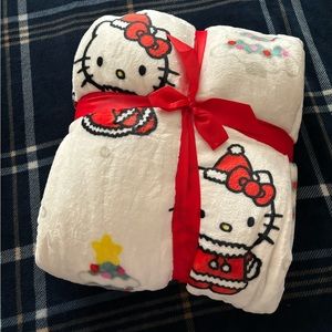 Hello Kitty Christmas Blanket (full/queen)